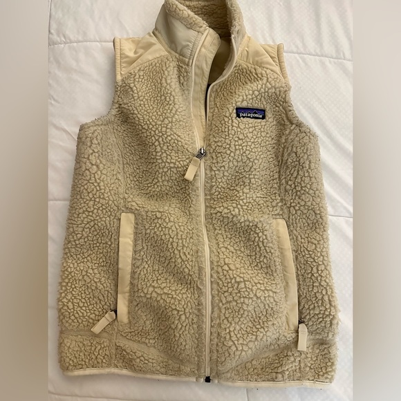 Patagonia Jackets & Blazers - Patagonia retro pile vest